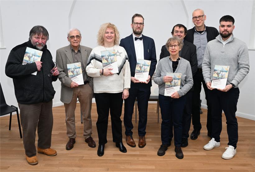 Die Autoren und Verantwortlichen des 13. Bandes. V.l.: Luciano Pagliarini, Armand Logelin-Simon, Stéphanie Kovacs, Dominik Trauth, Antoinette Lorang, Massimo Malvetti, Jürgen Stoldt und Tiago Flores
