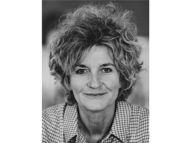 Die Autorin Sandra Hughes
