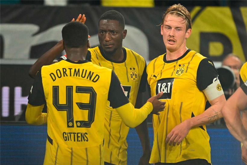 Die BVB-Profis um Julian Brandt (r.) müssen sich am Dienstag mit Real Madrid messen
