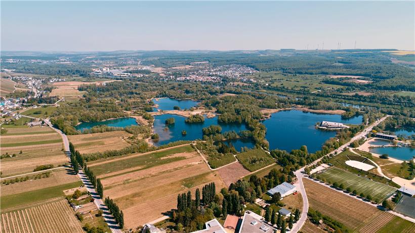 Die Baggerweiher in Remerschen sind eines der an Wahrzeichen nicht armen Fusionsgemeinde Schengen

