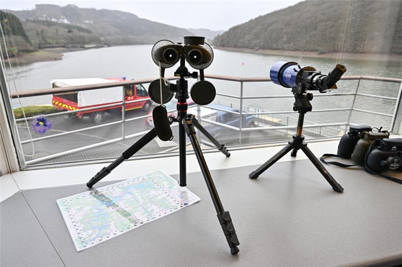 Die „Base nautique“ mit dem großen Panoramafenster ist quasi die „Erste-Hilfe-St...