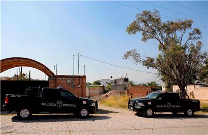 Die Behörden in Mexiko haben ein Massengrab entdeckt und gehen davon aus, die Überreste von 30 Menschen gefunden zu haben 
