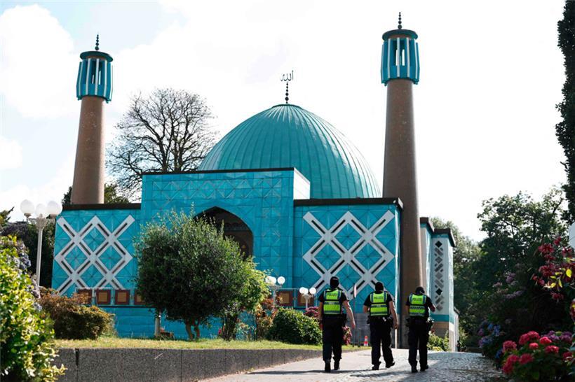 Die Blaue Moschee, der Sitz des Islamischen Zentrums Hamburg, eine islamistische Organisation, die im Juli verboten wurde
