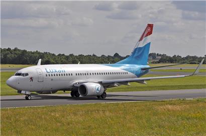 Boeing 737-700 der Luxair bei außerplanmäßiger Landung am Mittwoch auf dem Flughafen
