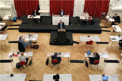 Die Budgetdebatten werden heute fortgesetzt
