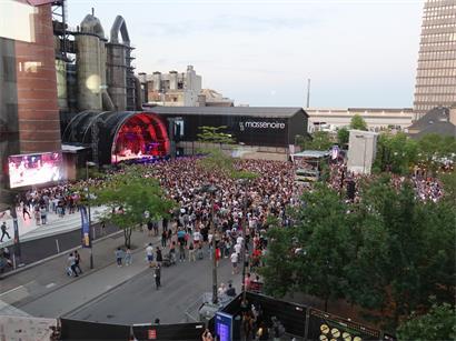 Die Bühne soll kommendes Jahr vor der Rockhal stehen – in den vergangenen Ausgaben stand sie unter den Hochöfen