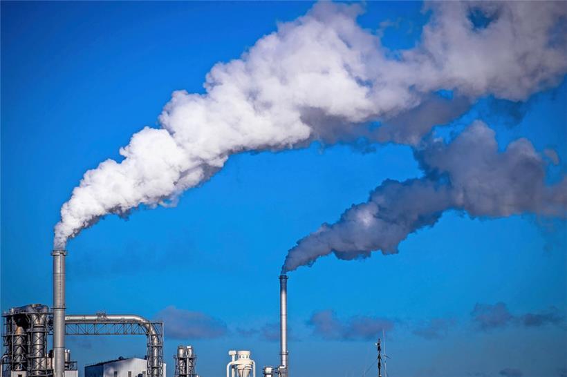 Die CO2-Emissionen steigen einer Studie zufolge nach den ersten Corona-Jahren auf Rekordniveau
