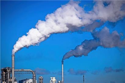 Die CO2-Emissionen steigen einer Studie zufolge nach den ersten Corona-Jahren auf Rekordniveau
