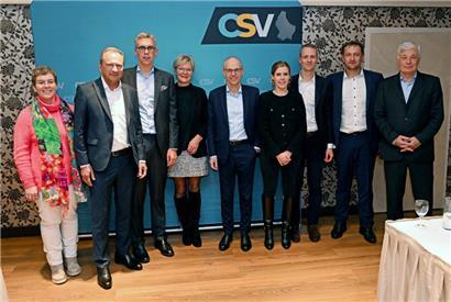 Die CSV-Regierungstruppe rund um Premierminister Luc Frieden (Bildmitte)
