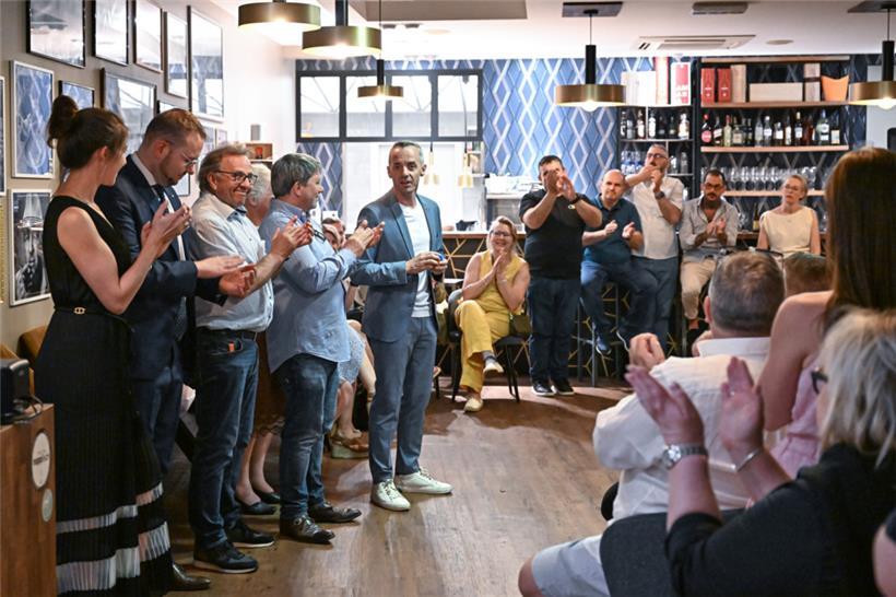 Die CSV-Sektioun Esch beglückwünschte den neuen alten Bürgermeister Georges Misc...