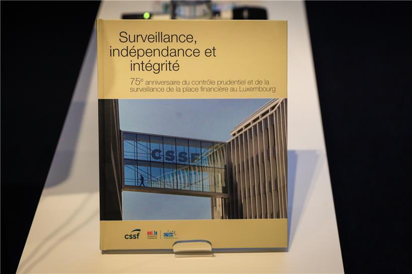 Die Chronologie im neuen Buch soll Historikern eine gute Öffnung bieten, um die Geschichte des Platzes aufarbeiten zu können
