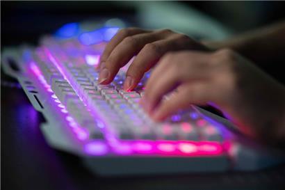 Die Cyberkriminellen sollen zahlreiche sogenannte DDoS-Angriffe gestartet habe
