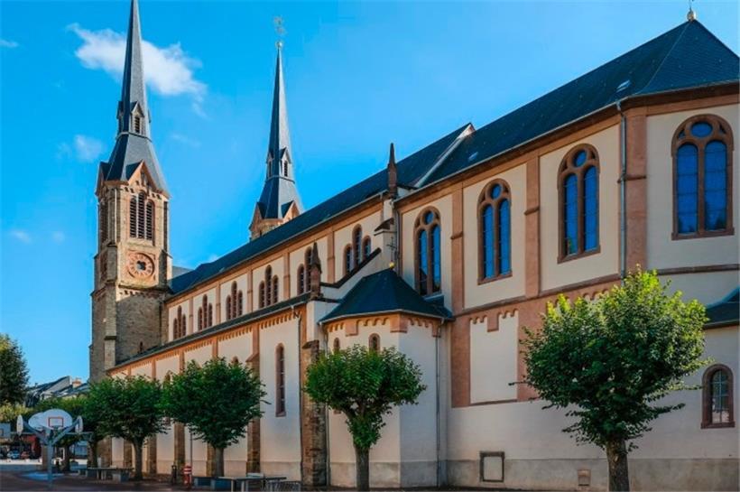 Die Diekircher Dekanatskirche

