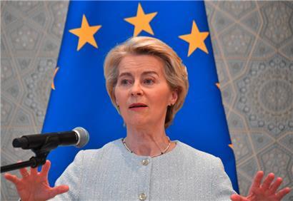 Die EU-Kommissionspräsidentin Ursula von der Leyen hofft auf eine Verhandlungslösung im Zollstreit mit den USA.
