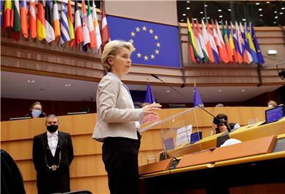Die EU-Kommissionspräsidentin Ursula von der Leyen und die Abgeordneten im Europäischen Parlament sind sich in Sachen Rechtsstaatlichkeit und EU-Haushalt einig
