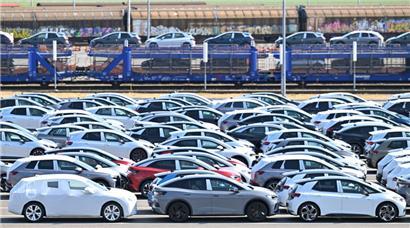 Die EU ist befugt, zusätzliche Zölle auf Elektroautos aus China zu erheben
