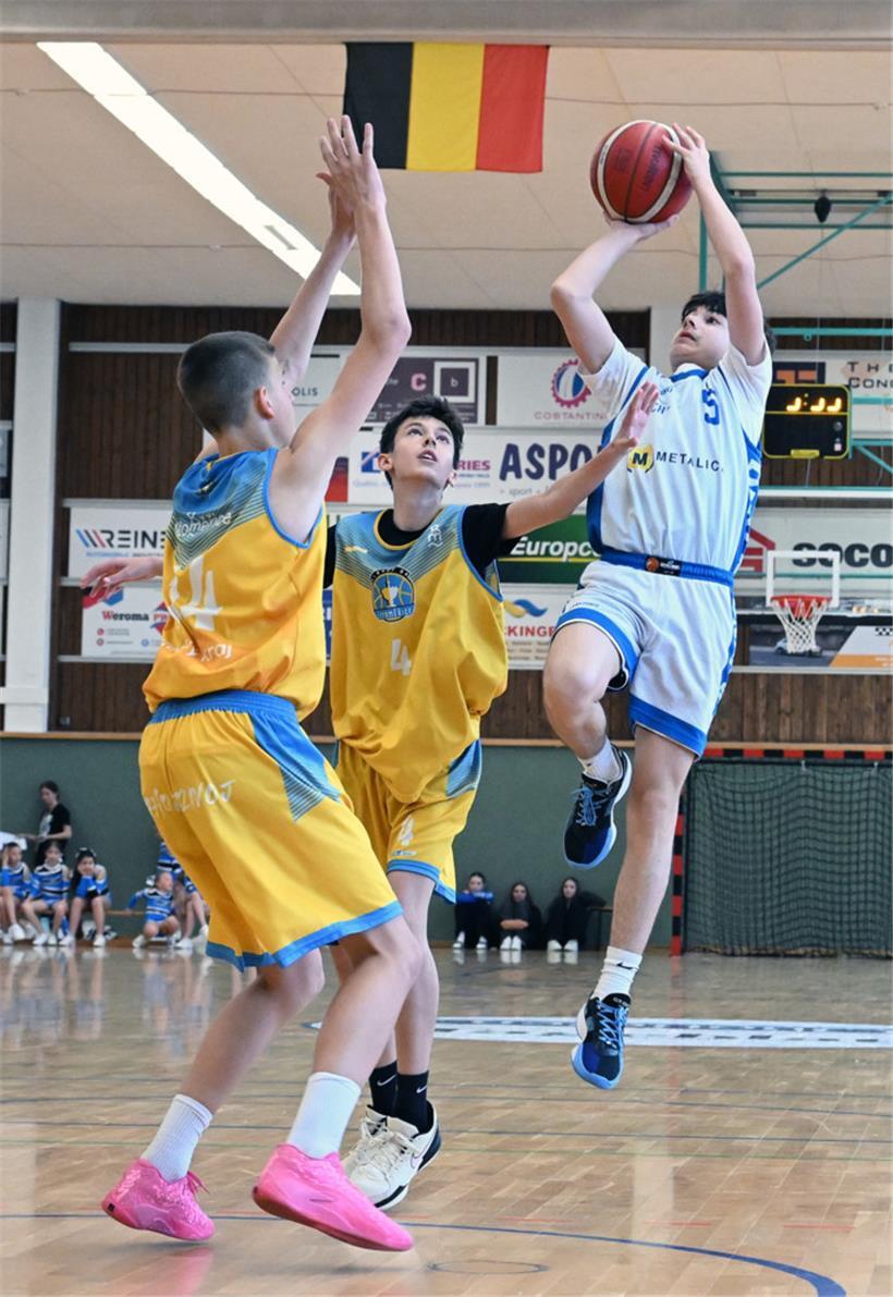 Die Escher Jungs (in Weiß) kämpften sich bis ins Finale
