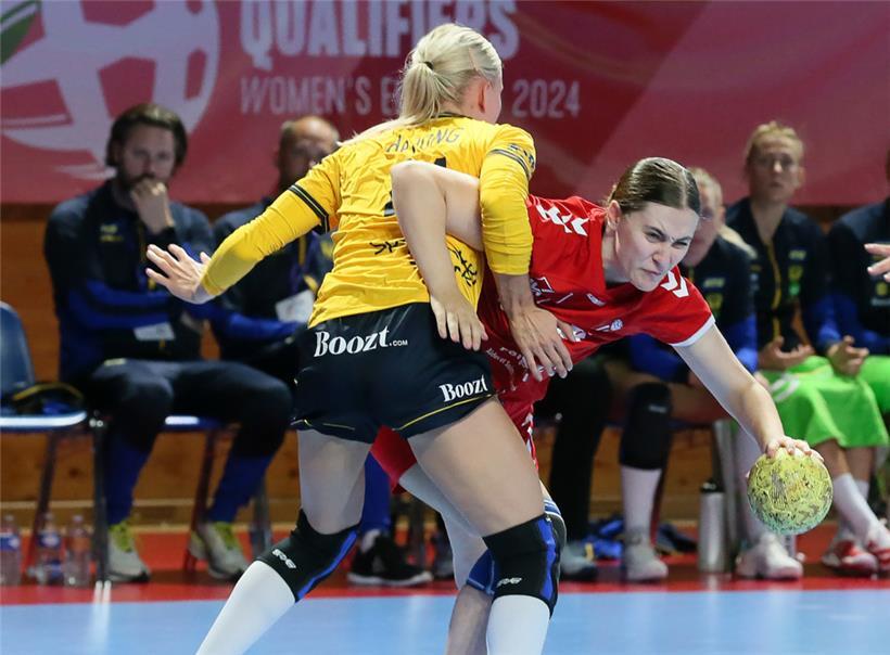 Die FLH-Auswahl um Amélie Gran spielte 20 Minuten lang mit Schweden auf Augenhöhe
