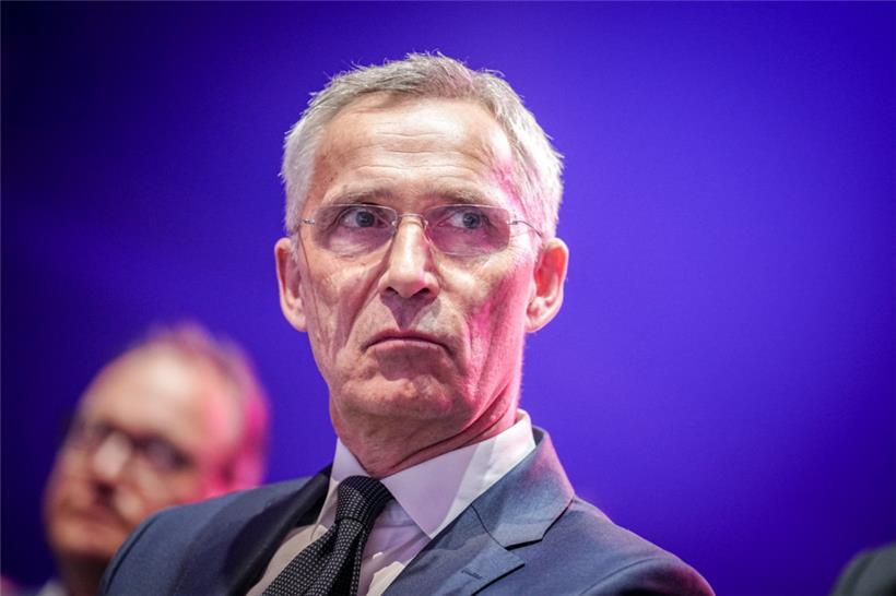 Die Familie muss warten: Jens Stoltenberg, NATO-Generalsekretär, bleibt bis 2024 im Amt

