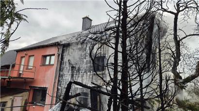 Die Fassade eines Einfamilienhauses in Zittig hat gebrannt
