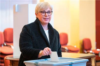 Die Favoritin Natasa Pirc Musar bei der Stimmabgabe zur ersten Wahlrunde im Oktober
