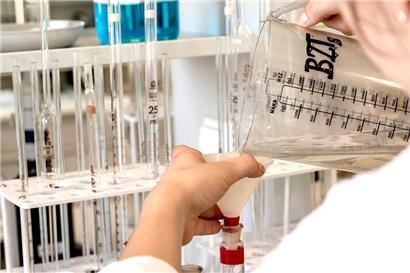 Die Forscher des LIST untersuchen das Abwasser auf Coronaviren und veröffentlichen regelmäßig die Ergebnisse
