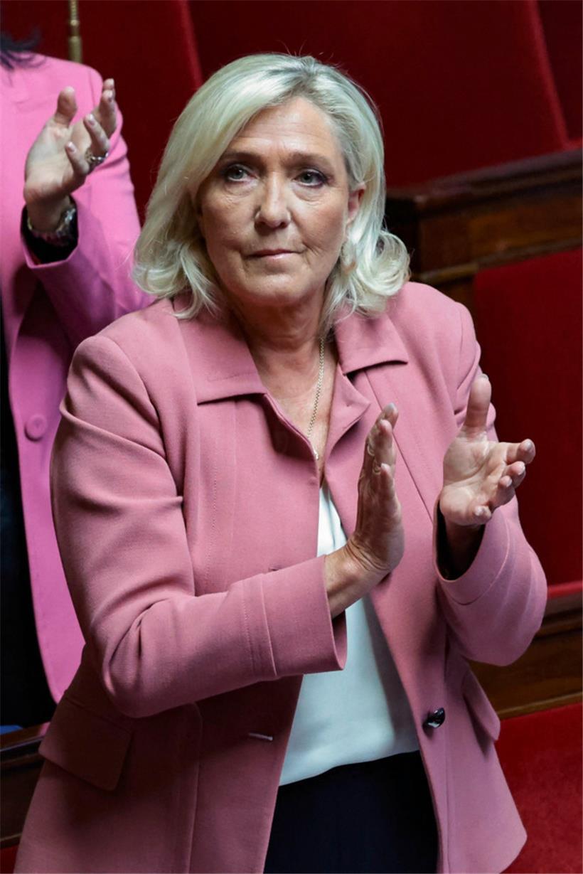 Die Fraktionsvorsitzende des Rassemblement National, Marine Le Pen, muss sich vor Gericht verantworten
