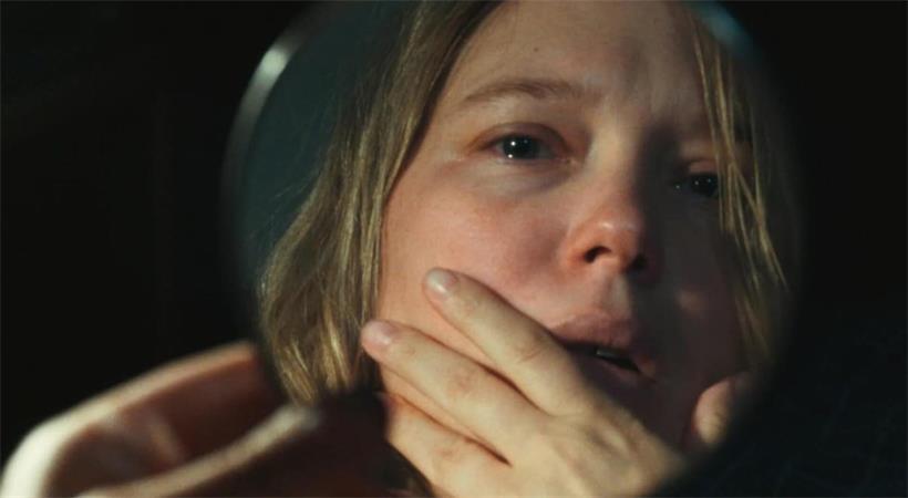 Die Frau, hinter der sich der Geist des Fotografen David verbirgt: die Schauspielerin Léa Seydoux in L‘Inconnue