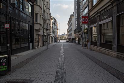 Die Fußgängerzone in Luxemburg-Stadt ist wegen der Corona-Pandemie verwaist
