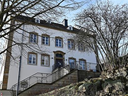Die Gemeinde Manternach hat wegen Vandalismus in Berburg Anzeige bei der Polizei erstattet