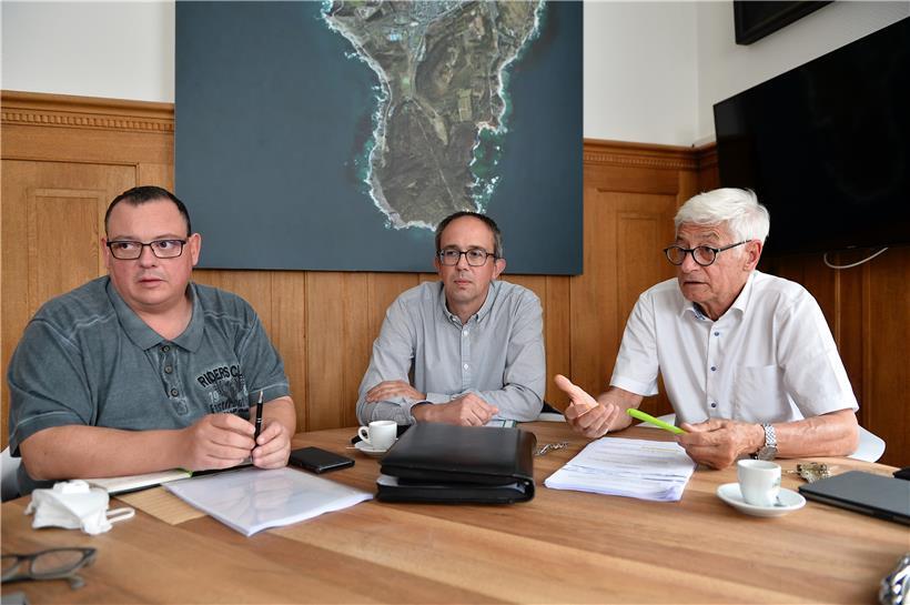 Die Gemeinde musste handeln: Jeannot Behm, Fernand Reiter und Martin Kox (v.l.n....