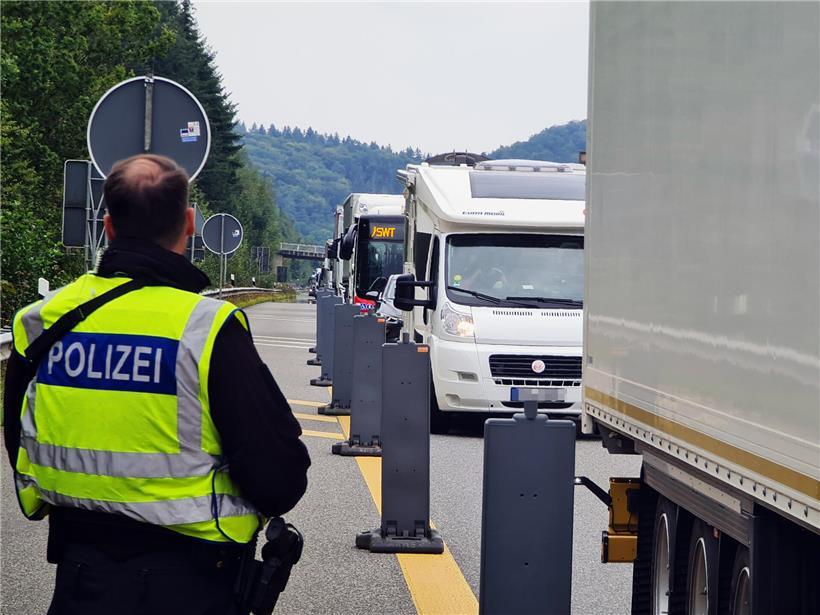 Die Grenzkontrollen der Bundespolizei an der A64 bei Trier aus Richtung Luxemburg werden abgebaut