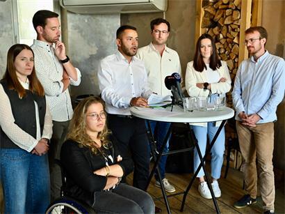 Die Gründungsmitglieder (v.l.): Jessie Thill, Sammy Wagner, Katrin Kohl, Stefano d‘Agostino, Michael Agostini, Danielle Filbig und Fabricio Costa