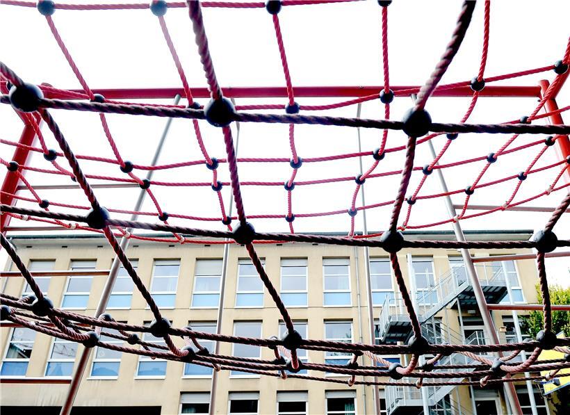 Die Grundschule in der rue Michel Welter: Elternvertreter kämpfen für den Verbleib ihrer Kinder
