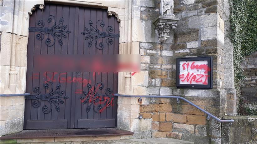 Die Hollericher Kirche ist einer der beschmierten Orte 
