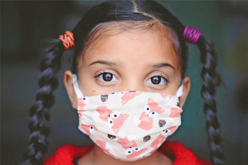 Die Hygiene- und Abstandsregeln waren gerade für Kinder nicht immer angenehm – doch es sei ein Trugschluss, dass sie für die Schwächung von Immunsystemen verantwortlich seien, sagt der Virologe Dr. Muller
