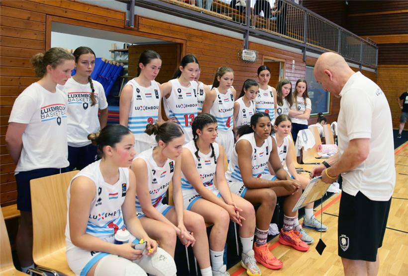 Die Jugendkader sollen mehr Spiele gegen internationale Teams erhalten, so wie die U16-Mädchen beim traditionellen Turnier in Mersch, das letztes Wochenende stattfand
