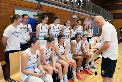 Die Jugendkader sollen mehr Spiele gegen internationale Teams erhalten, so wie die U16-Mädchen beim traditionellen Turnier in Mersch, das letztes Wochenende stattfand

