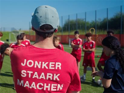 Die Jugendnationalspieler hörten zu und diskutierten