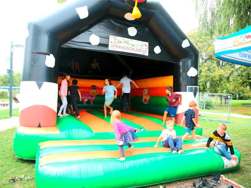 Die Kleinen hatten ihren Spaß und konnten sich „gut gepolstert“ austoben
