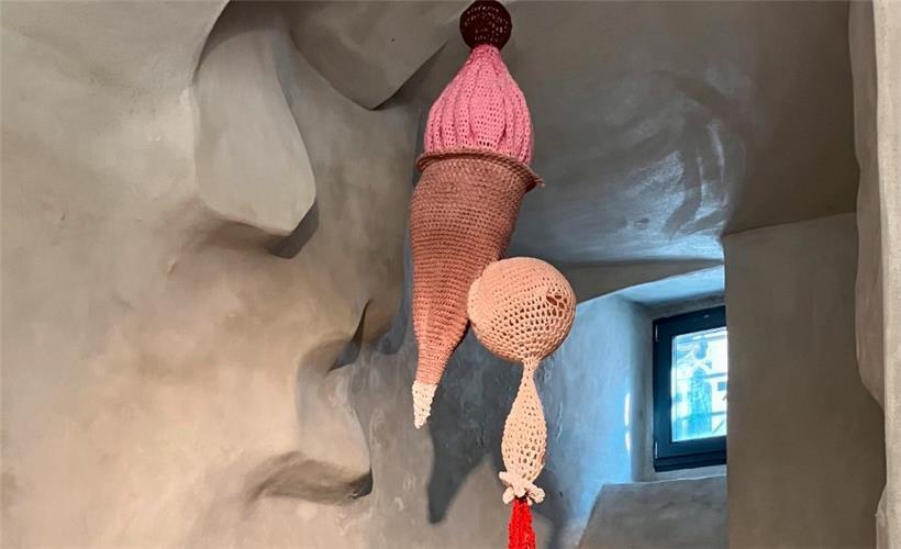 Die Kollektivausstellung „Southern“ rückt das Schaffen von Künstlern aus dem Süden des Landes in den Mittelpunkt, beispielsweise von Reiny Rizzi 
