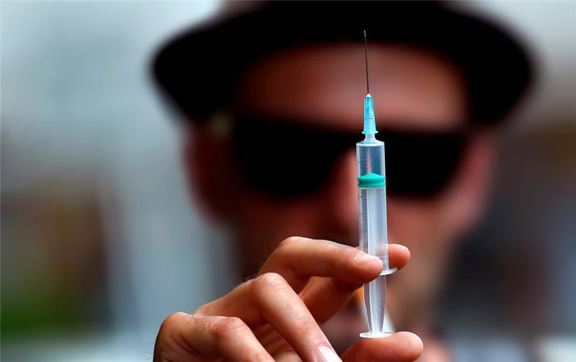 Die Konsumenten harter Drogen ziehen verstärkt das Inhalieren dem Spritzen vor
