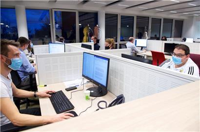 Die Kontakte-Nachverfolger (hier ein Bild vom November 2020) können offenbar derzeit viele Infektionsketten frühzeitig unterbrechen
