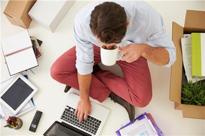 Die Krise war die Chance, das Arbeiten im Home-Office kennenzulernen. Jetzt sollte dies auch gesetzlich geregelt werden – für alle. 
