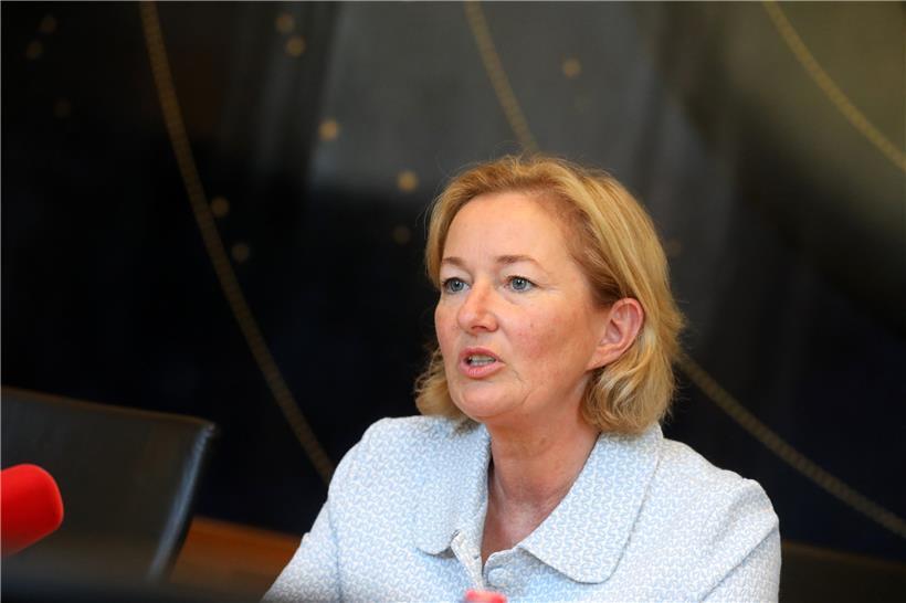 Die Krisenmanagerin bricht sämtliche Rekorde.
