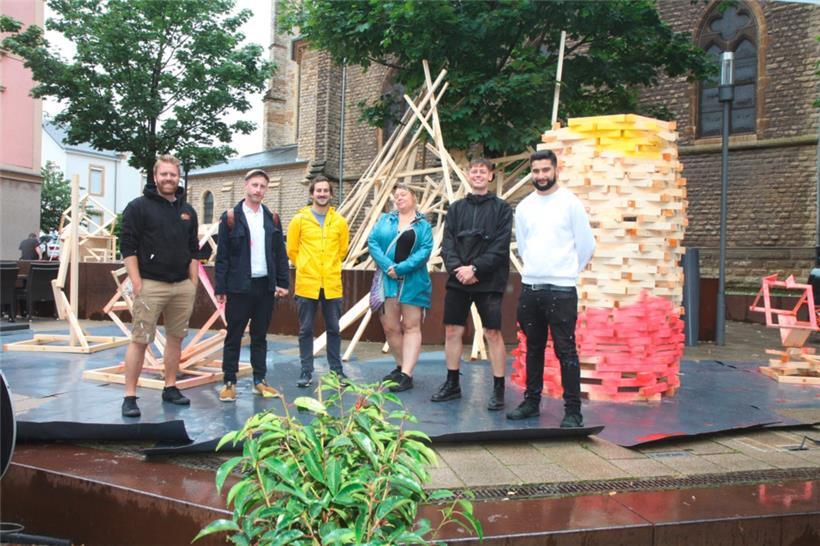 Die Künstler Raphael Gindt, Thierry Harpes, Yannick Tossing, Anne Lindner, Jo Ma...