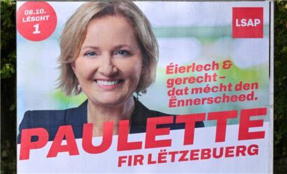 Die LSAP-Spitzenkandidatin grüßt vom Plakat
