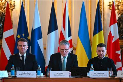 Die Lage ist ernst: Frankreichs Präsident Emmanuel Macron, der britische Premierminister Keir Starmer und der ukrainische Präsident Wolodymyr Selenskyj beim sonntäglichen Gipfeltreffen in London
