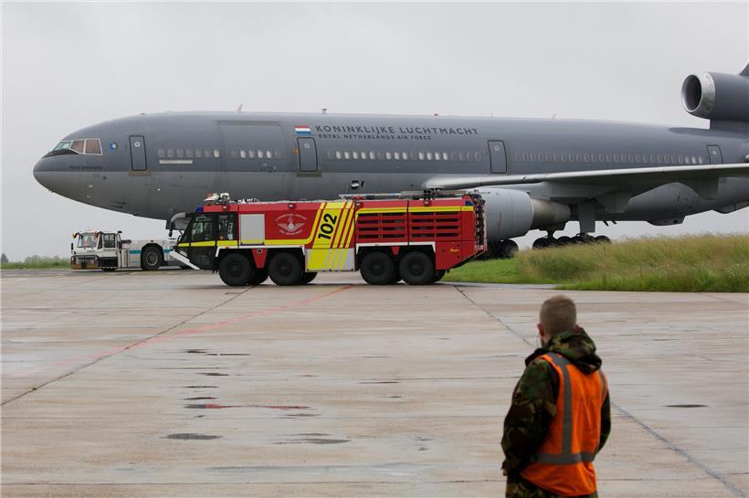 Die Landebahn am Flughafen Findel soll ab 2021 über zwei Jahre hinweg aufwendig erneuert werden
