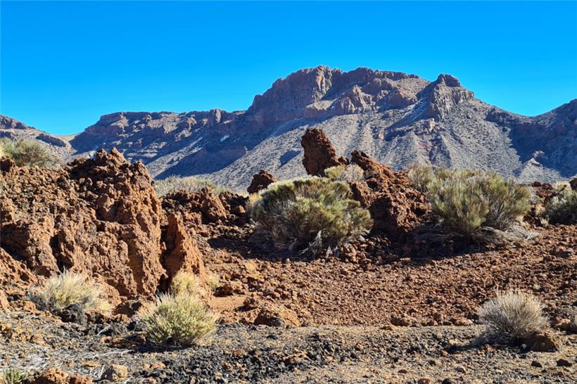 Die Landschaft in der Caldera am Vulkan Teide in Teneriffa, Spaniens höchstem Berg
